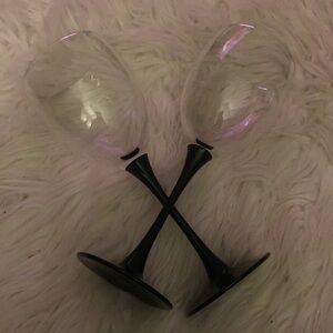 LUMINARC France Pair of Wine Glasses with Black Stems 🇫🇷🍷🖤